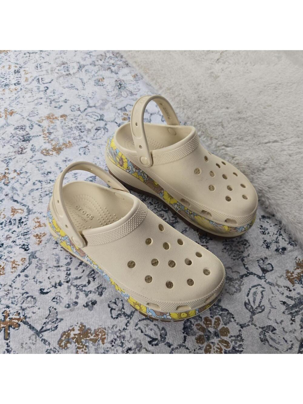 Crocs Mega Crush Clog Vanilla/Multi Retro Floral Colorway Women US 9 - Picture 13 of 15